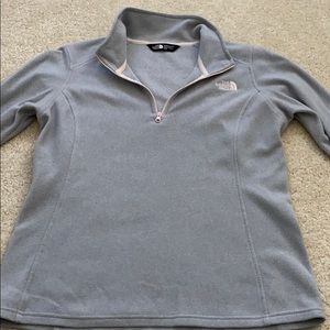 Women’s North Face Quarter Zip